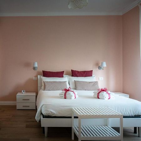 La Rosa Tra I Laghi B&B Meina Exteriér fotografie