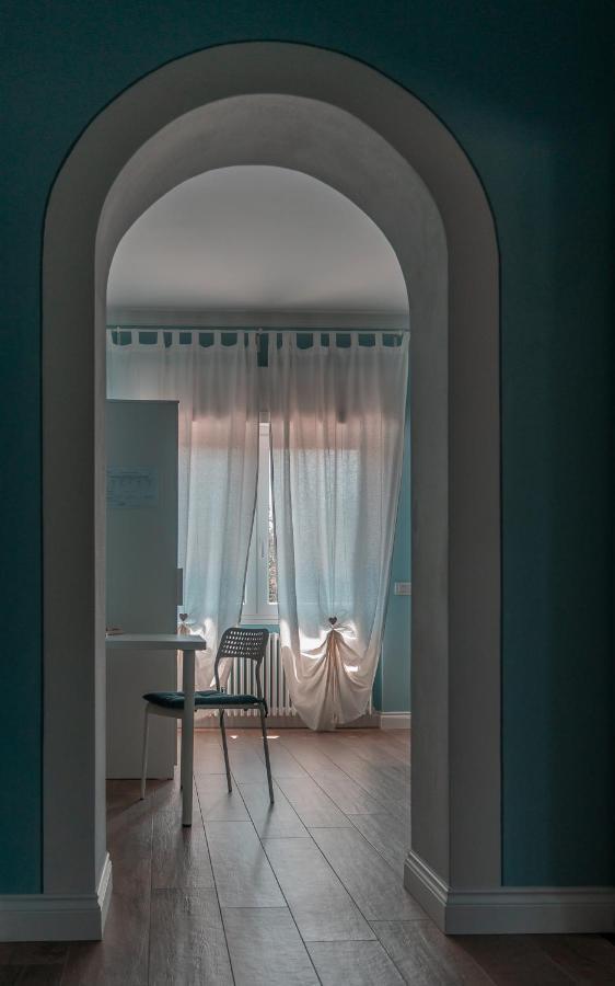 La Rosa Tra I Laghi B&B Meina Exteriér fotografie