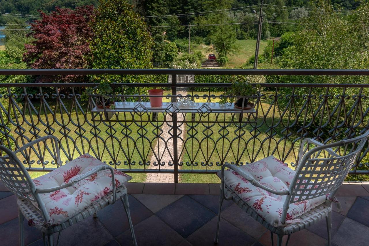La Rosa Tra I Laghi B&B Meina Exteriér fotografie